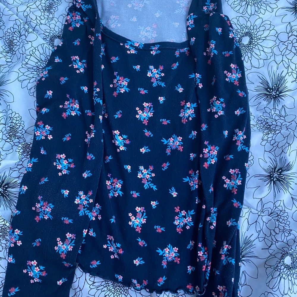 crop top with flowers